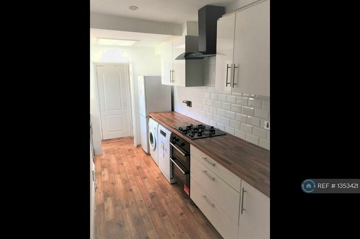 4 Bedroom Terraced House To Rent In William Street, Redfield, Bristol, BS5