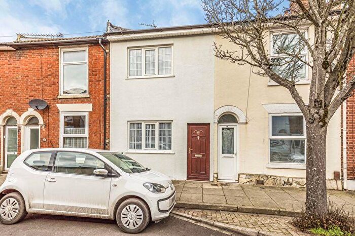 2 Bedroom Terraced House To Rent In Stansted Road, Southsea, PO5