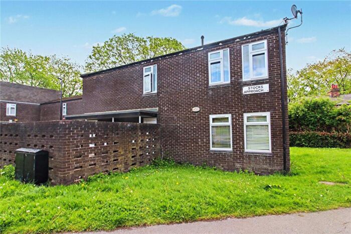 1 Bedroom Flat For Sale In Stocks Approach, Leeds, West Yorkshire, LS14