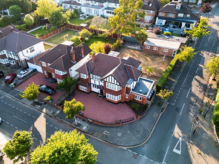 5 Bedroom Detached House For Sale In Audley Road, London, W5