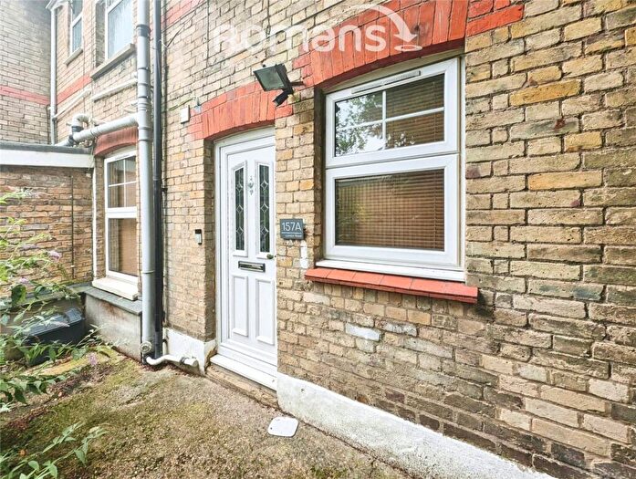 1 Bedroom Flat To Rent In London Road, High Wycombe, HP11