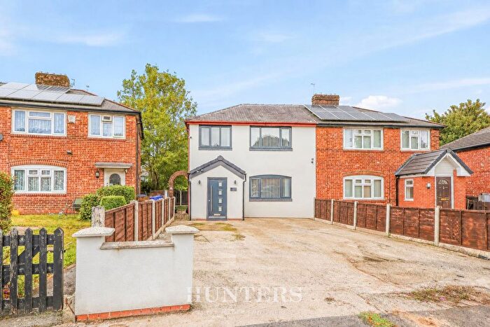 3 Bedroom Semi Detached House For Sale In Heathbank Road, Manchester, M9