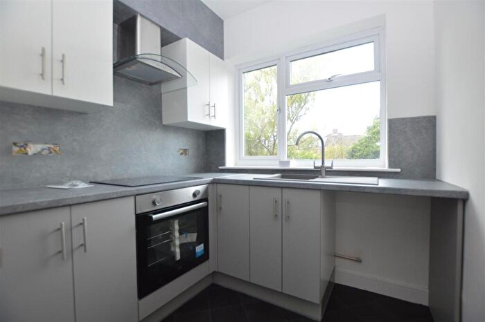 2 Bedroom Flat To Rent In Glenmore Gardens, Norwich, NR3