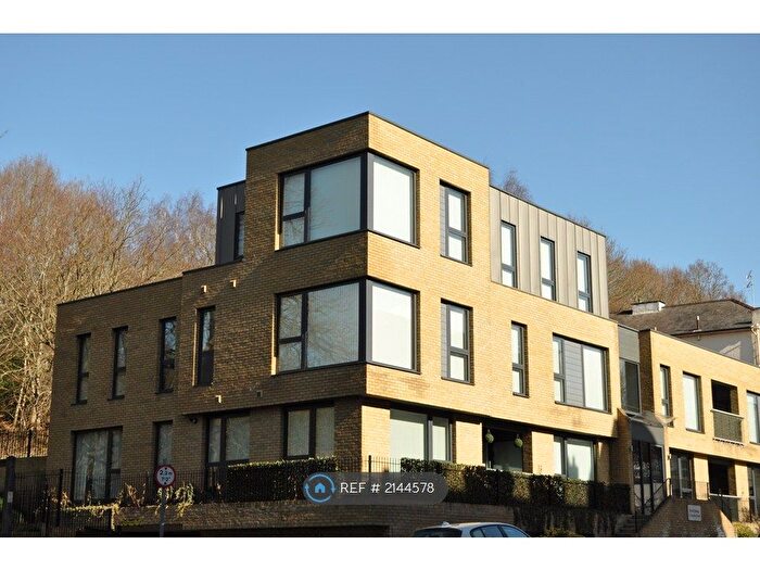1 Bedroom Flat To Rent In Royal Springs, Tunbridge Wells, TN1