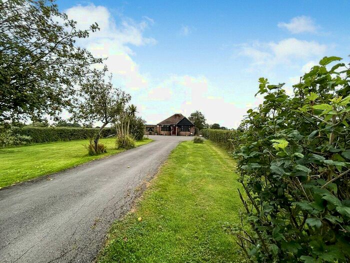 3 Bedroom Bungalow For Sale In The Dicker, Golden Cross, Hailsham, East Sussex, BN27