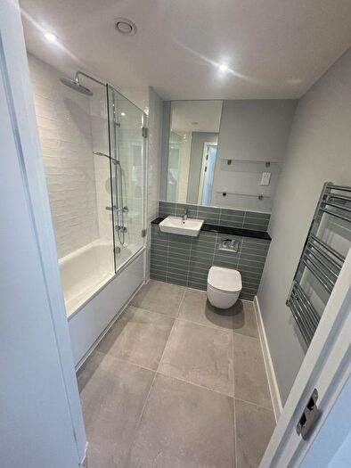 1 Bedroom Flat To Rent In Calibra Court, Kimpton Road, Luton, LU2