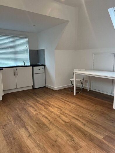 Studio To Rent In Bridge Lane, Temple Fortune, NW11