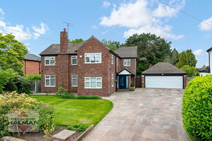 5 Bedroom Detached House For Sale In Kenilworth Road, Sale, M33