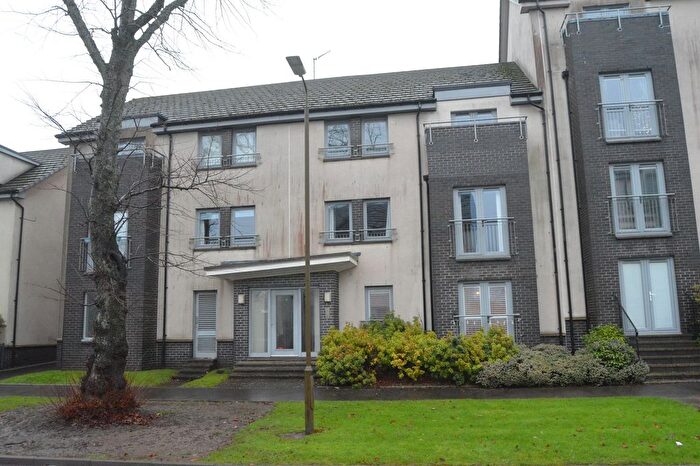 2 Bedroom Flat For Sale In Crookston Court, Larbert, FK5