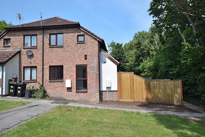 1 Bedroom Terraced House To Rent In Pennywell Gardens, New Milton, Hampshire., BH25