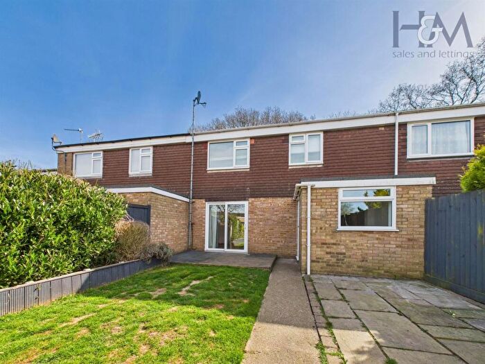 3 Bedroom Terraced House To Rent In Beverley Road, Stevenage, Hertfordshire, SG1