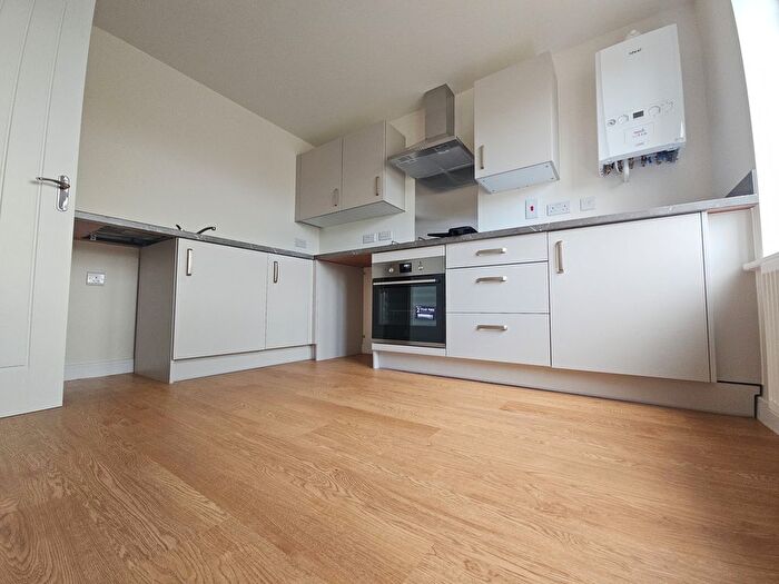 4 Bedroom Semi-Detached House To Rent In Harper Grove, Lichfield, WS14