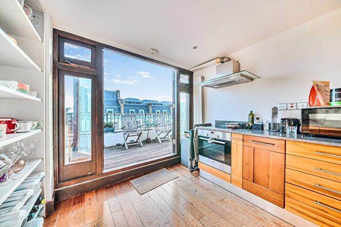2 Bedroom Flat To Rent In Lexham Gardens, Kensington, London, W8