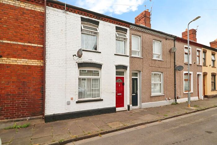3 Bedroom Terraced House For Sale In Tynant Street, Cardiff, CF11