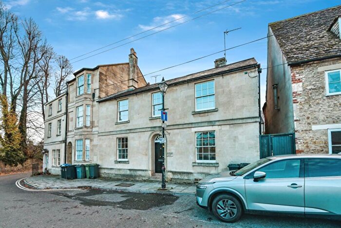 1 Bedroom Flat For Sale In St. Mary Street, Chippenham, SN15