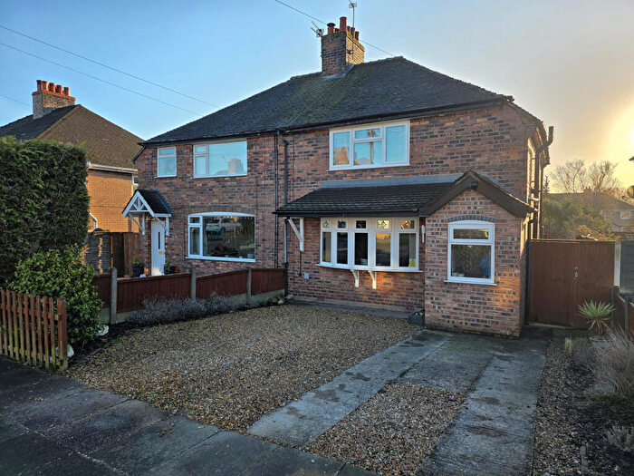 3 Bedroom Semi Detached House For Sale In Alderley Road, Winnington, Northwich, CW8