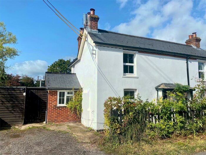 2 Bedroom Semi-Detached House To Rent In Upton Lane, Nursling, Southampton, Hampshire, SO16