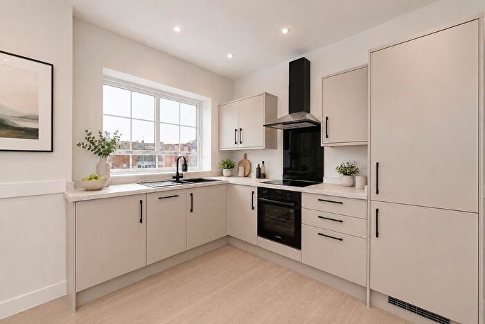 2 Bedroom Flat For Sale In Castle Street, Trowbridge, BA14