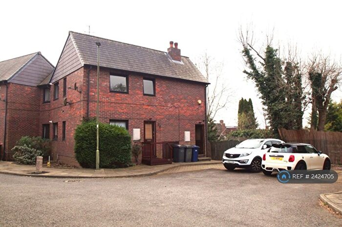 1 Bedroom Flat To Rent In Somercoates Close, Barnet, EN4