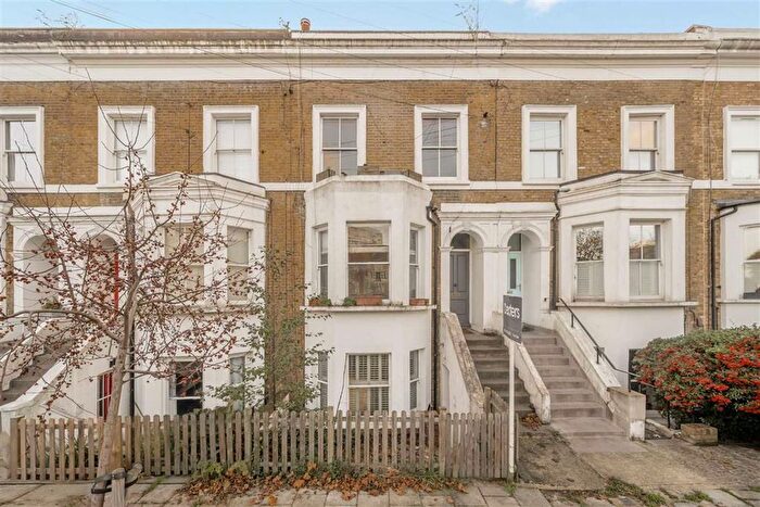 1 Bedroom Flat For Sale In Millbrook Road, Brixton, SW9