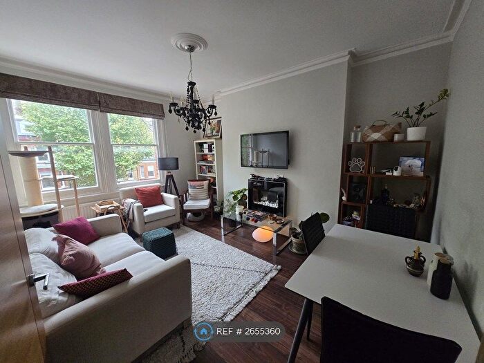 2 Bedroom Flat To Rent In Randolph Avenue, London, W9