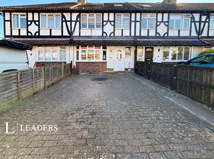4 Bedroom Terraced House For Sale In Downlands Avenue, Worthing, West Sussex, BN14