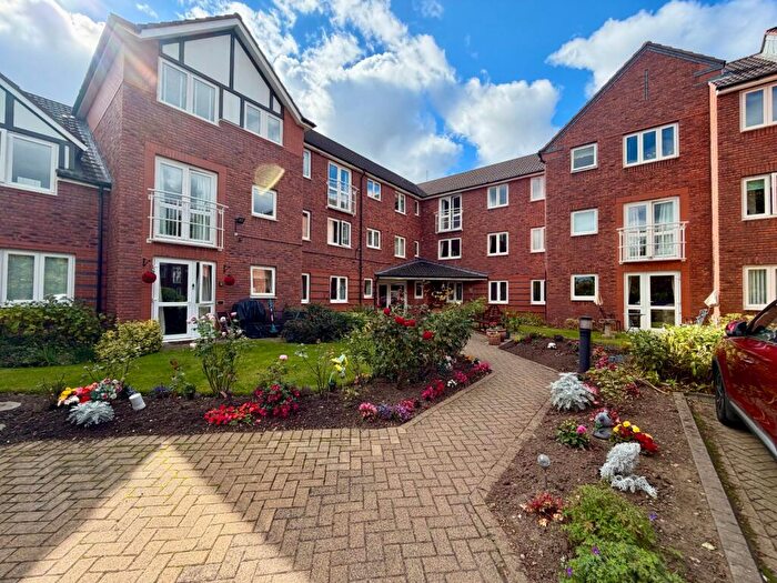1 Bedroom Apartment For Sale In Highbridge, Gosforth, Newcastle Upon Tyne, Tyne And Wear, NE3