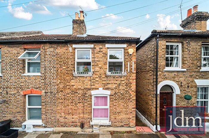 2 Bedroom Terraced House To Rent In Mooreland Road, Bromley, Kent, BR1