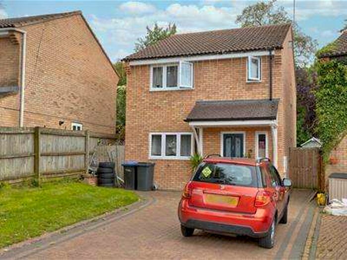 3 Bedroom Detached House To Rent In Hamsterly Park, Southfields, NN3
