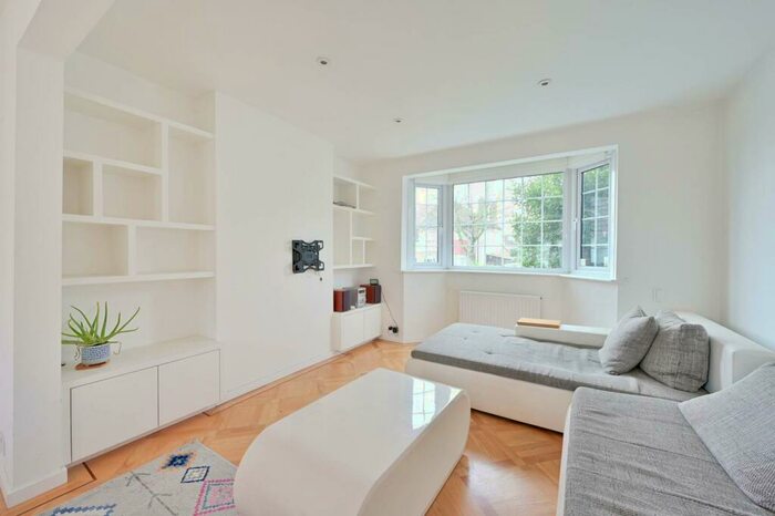 3 Bedroom Terraced House To Rent In Templecombe Way, Raynes Park, London, SM4