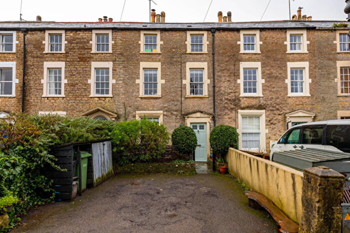 3 Bedroom Terraced House For Sale In Keyford Terrace, Frome, BA11