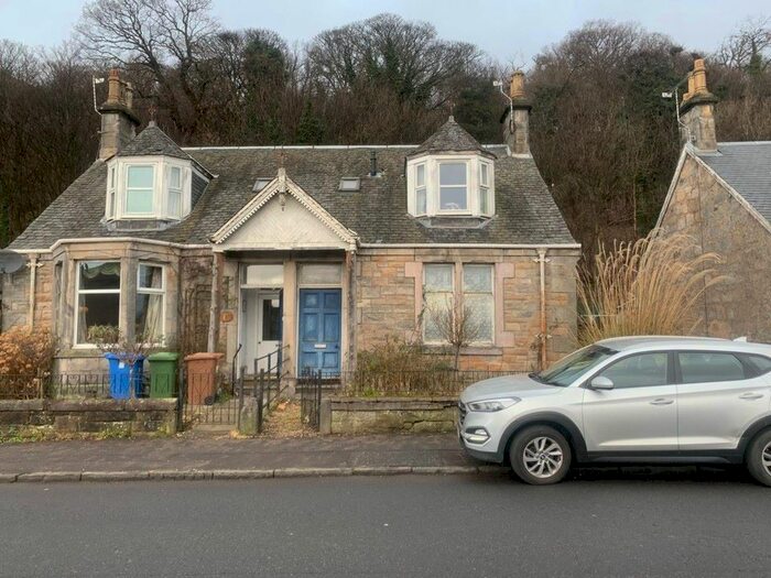 2 Bedroom Flat For Sale In Main Street West, Menstrie, Clackmannanshire, FK11