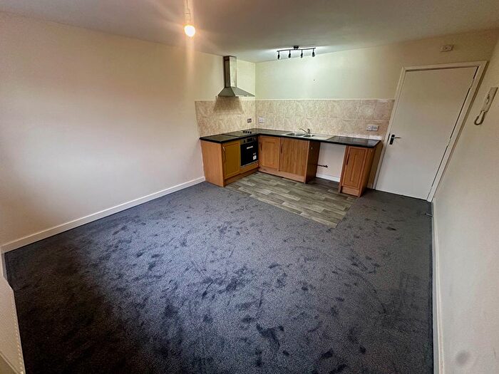 Studio To Rent In Oxford Street, Ripley, DE5