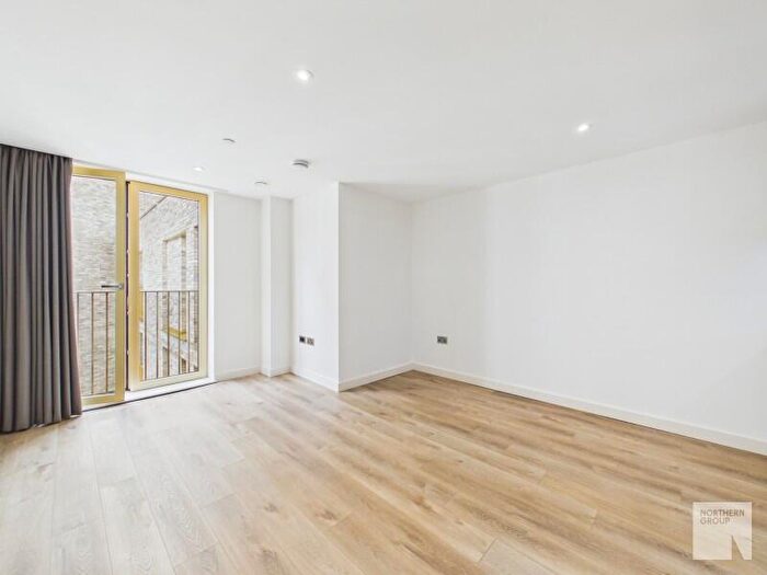 1 Bedroom Apartment To Rent In Flat :: The Quarters, M1