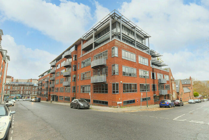 2 Bedroom Apartment To Rent In Upper College Street, Nottingham, NG1