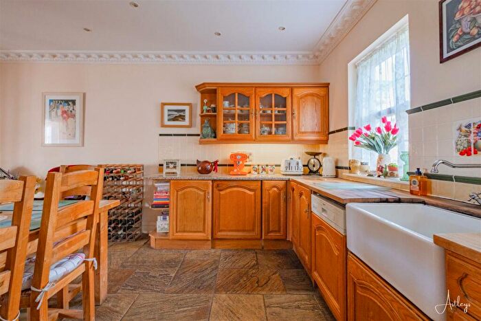 7 Bedroom Detached House For Sale In Bishopston Road, Bishopston, Swansea, SA3