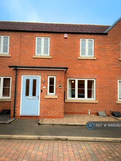 3 Bedroom Terraced House To Rent In Peterson Drive, Grimsby, DN36