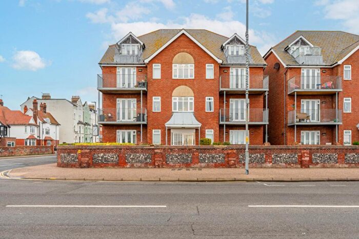 2 Bedroom Apartment For Sale In Esplanade Court, North Drive, Great Yarmouth, NR30