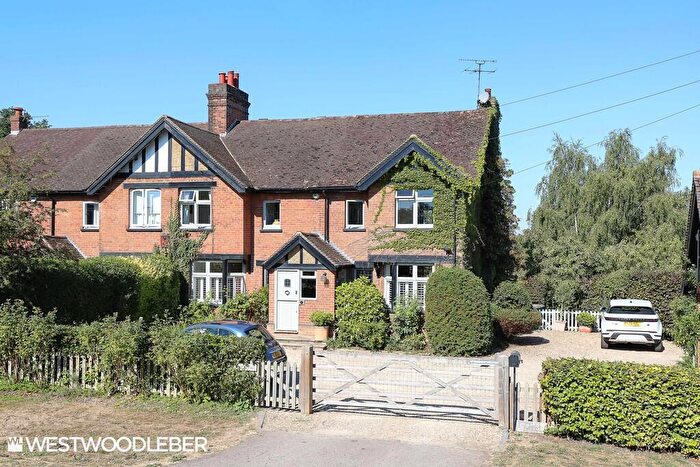 5 Bedroom Semi-Detached House To Rent In Brickendon Lane, Hertford, SG13