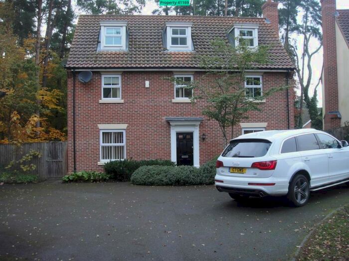 5 Bedroom Detached House To Rent In Walton Way, Brandon, IP27