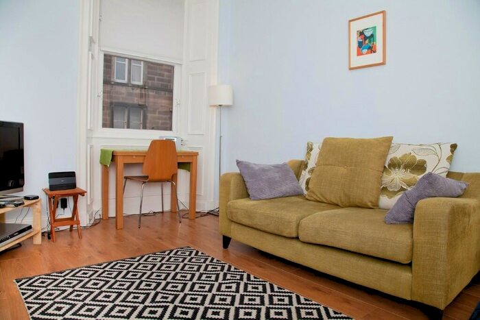 1 Bedroom Flat To Rent In Dalmeny Street, Edinburgh, EH6