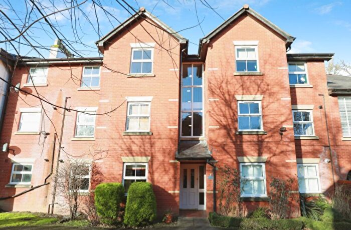 2 Bedroom Flat To Rent In Wharton Hall, Winsford, CW7