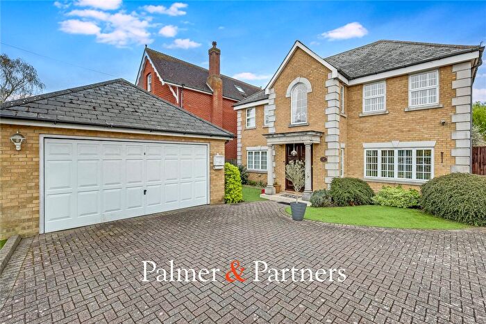 5 Bedroom Detached House For Sale In Quebec Gardens, South Woodham Ferrers, Chelmsford, Essex, CM3