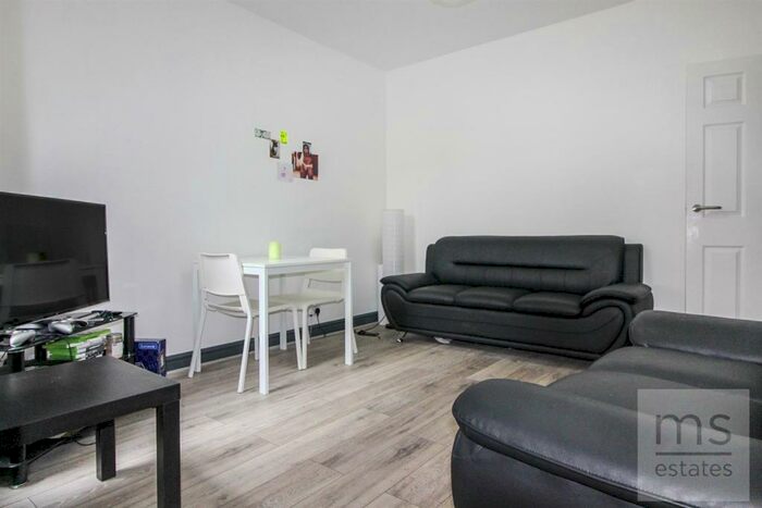 2 Bedroom Terraced House To Rent In Bute Avenue, Lenton, Nottingham, NG7