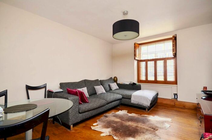 2 Bedroom Flat To Rent In Harrowby Street, Marylebone, London, W1H