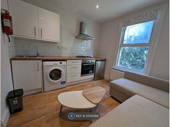 Studio To Rent In Crouch End, London, N8