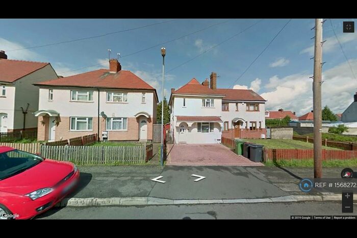 3 Bedroom Semi-Detached House To Rent In Tryan Road, Nuneaton, CV10