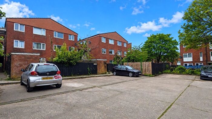 2 Bedroom Flat For Sale In Whitburn, Skelmersdale, WN8