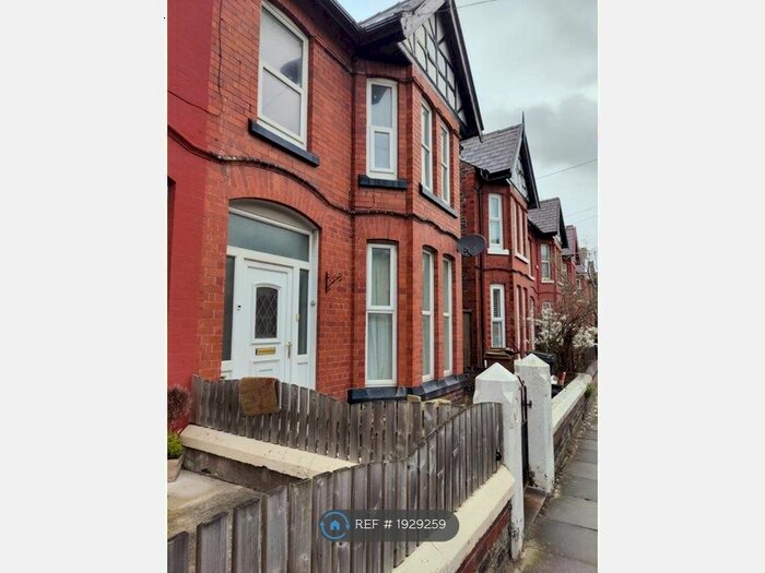 2 Bedroom Flat To Rent In Birchdale Road, Waterloo, Liverpool, L22