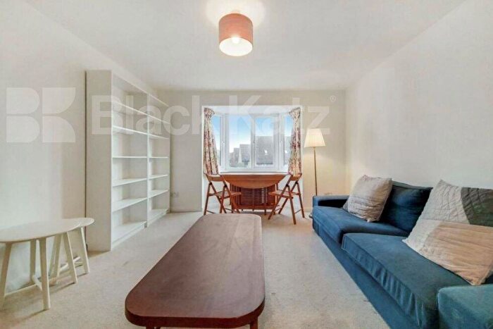 2 Bedroom Flat To Rent In Bunning Way, Islington, N7